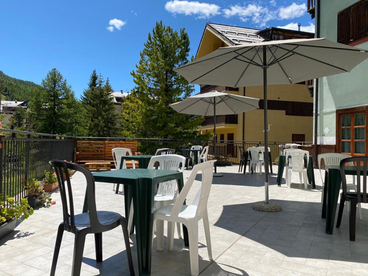 Chalet Della Luna Claviere Eksteriør billede