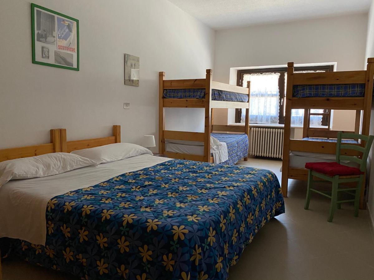 Chalet Della Luna Claviere Eksteriør billede